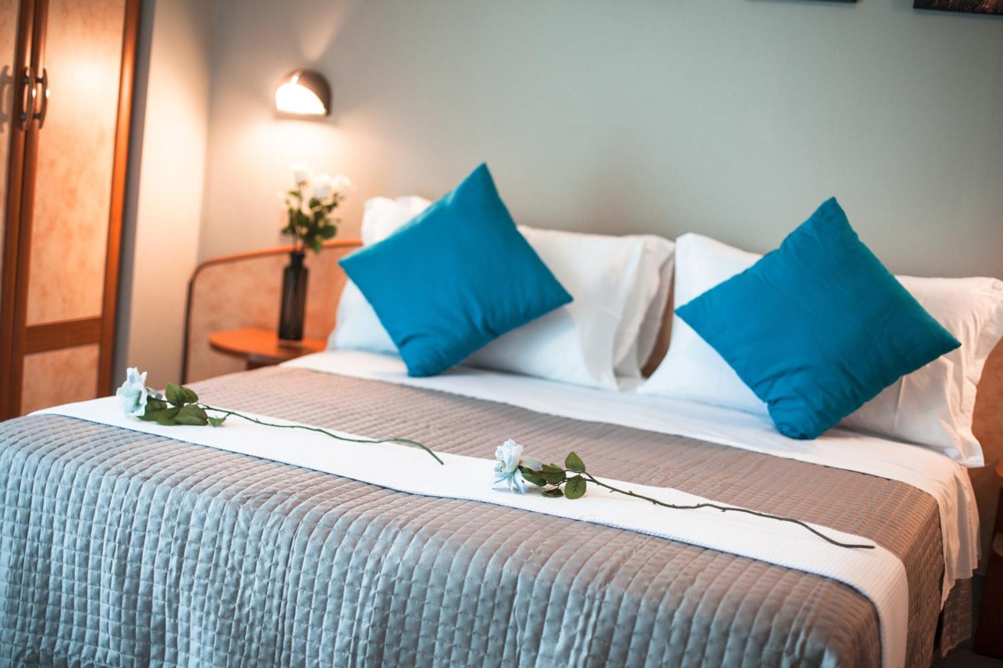 Family Hotel Mediterraneo - Azzurro Club Cesenatico Rum bild